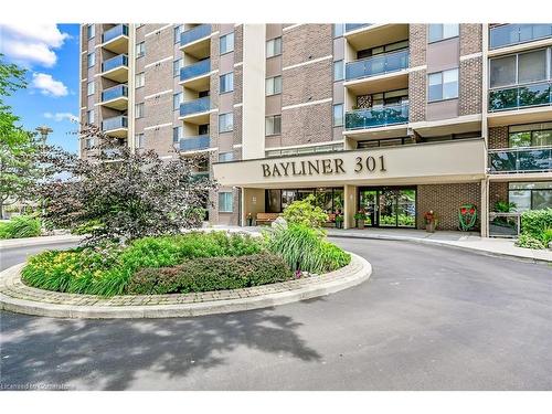 306-301 Frances Avenue, Stoney Creek, ON - Outdoor With Balcony With Facade