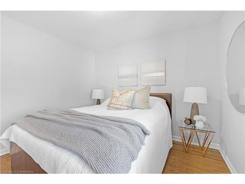 196 Erin Avenue, Hamilton, ON - Indoor Photo Showing Bedroom