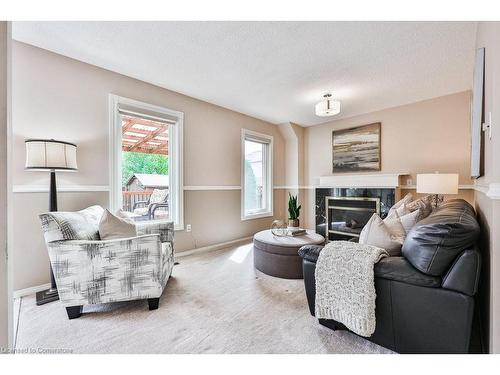 1038 Windsor Hill Boulevard, Mississauga, ON - Indoor Photo Showing Living Room With Fireplace