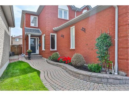 1038 Windsor Hill Boulevard, Mississauga, ON - Outdoor