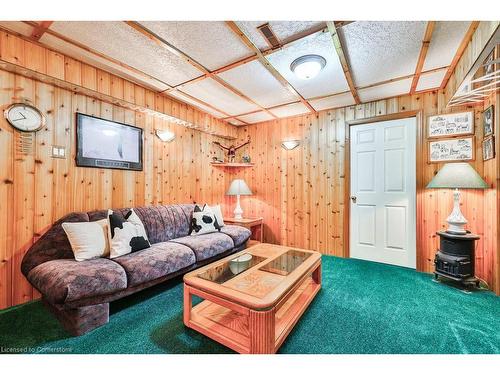 1038 Windsor Hill Boulevard, Mississauga, ON - Indoor Photo Showing Living Room