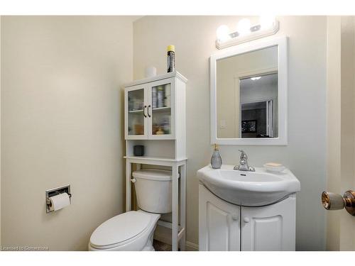 698 Marley Road, Burlington, ON - Indoor Photo Showing Bathroom