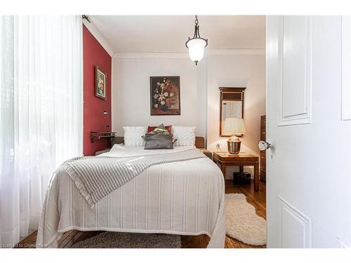 152 Confederation Street, Glen Williams, ON - Indoor Photo Showing Bedroom