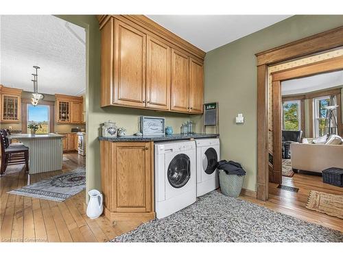 7265 Range Road 1, West Lincoln, ON - Indoor Photo Showing Laundry Room