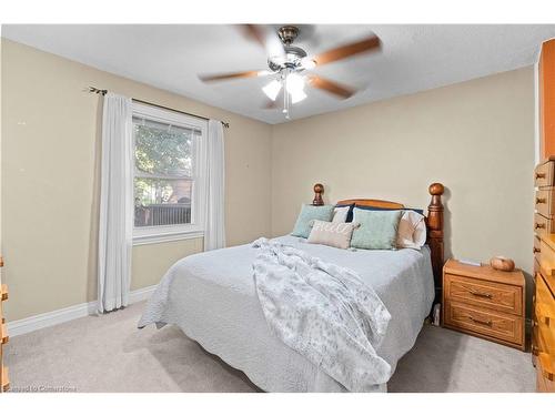 247 Highway 5, St. George, ON - Indoor Photo Showing Bedroom