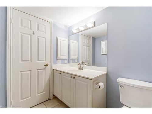 1310-100 Burloak Drive, Burlington, ON - Indoor Photo Showing Bathroom