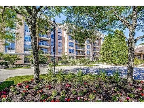 1310-100 Burloak Drive, Burlington, ON - Outdoor