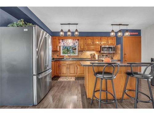 153 Secord St Street, Dunnville, ON - Indoor Photo Showing Kitchen With Upgraded Kitchen