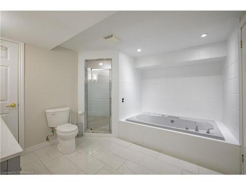 5 Ellen Street, Freelton, ON - Indoor Photo Showing Bathroom