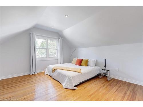 97 Knyvet Avenue, Hamilton, ON - Indoor Photo Showing Bedroom