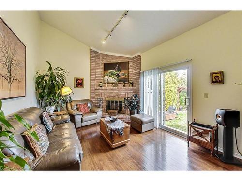 54 Goldcrest Drive, Stoney Creek, ON - Indoor Photo Showing Living Room With Fireplace