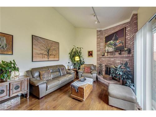 54 Goldcrest Drive, Stoney Creek, ON - Indoor Photo Showing Living Room With Fireplace