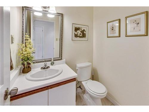 54 Goldcrest Drive, Stoney Creek, ON - Indoor Photo Showing Bathroom