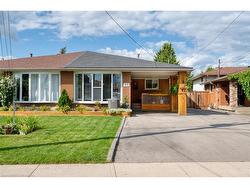 53 Anna Capri Drive  Hamilton, ON L8W 1M7