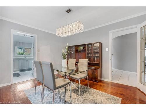 68 Riviera Ridge, Stoney Creek, ON - Indoor Photo Showing Dining Room