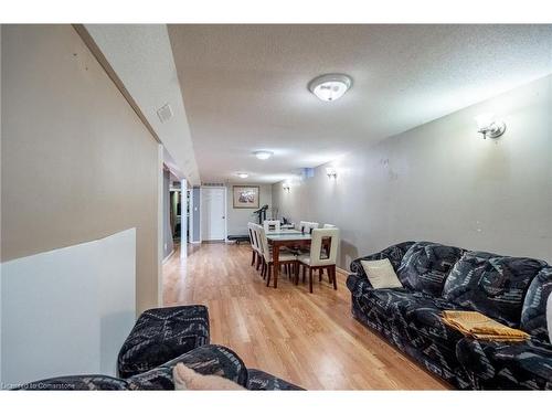 1307 Blanshard Drive, Burlington, ON - Indoor Photo Showing Other Room