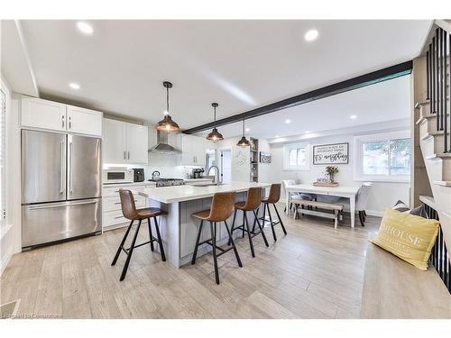 668 Cherrywood Drive, Burlington, ON - Indoor Photo Showing Other Room