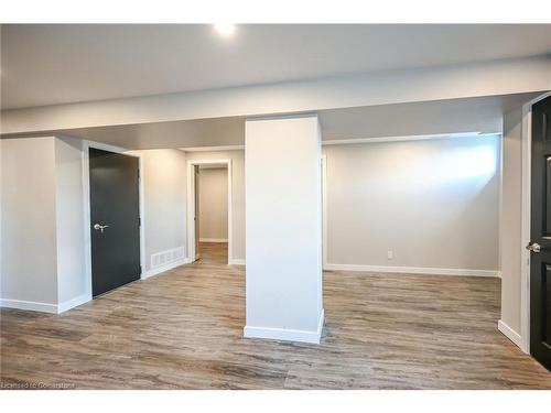 B-75 Kimberly Drive, Hamilton, ON - Indoor Photo Showing Other Room