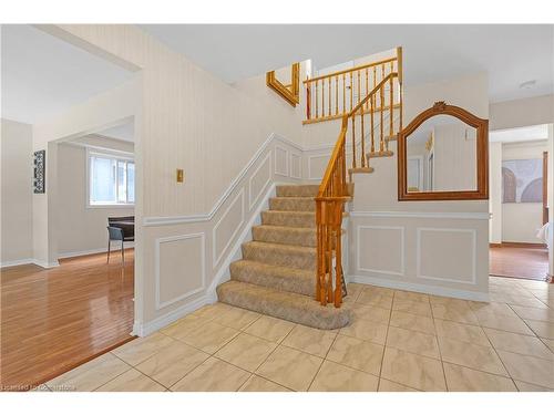 62 Bridlewood Drive, Dundas, ON - Indoor Photo Showing Other Room