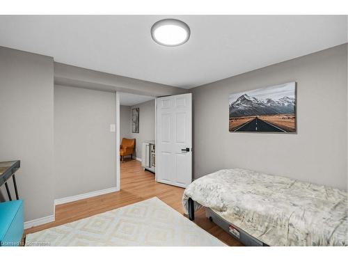 12 Wade Avenue, Brantford, ON - Indoor Photo Showing Bedroom