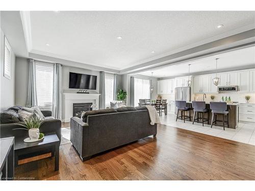 280 Fellowes Crescent, Waterdown, ON - Indoor Photo Showing Living Room With Fireplace