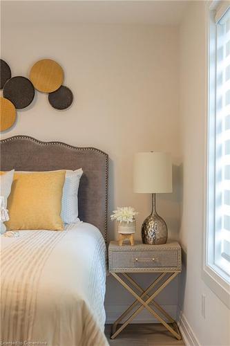 564 Aberdeen Avenue, Hamilton, ON - Indoor Photo Showing Bedroom