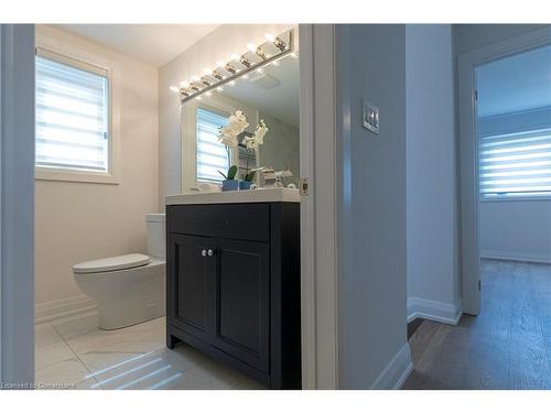 564 Aberdeen Avenue, Hamilton, ON - Indoor Photo Showing Bathroom