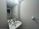 122 Munro Circle, Brantford, ON  - Indoor Photo Showing Bathroom 