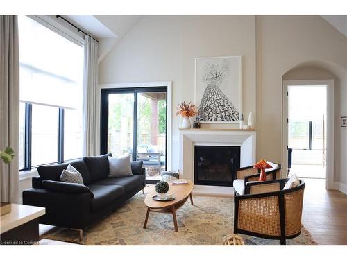 110 Millpond Road, Niagara-On-The-Lake, ON - Indoor Photo Showing Living Room With Fireplace