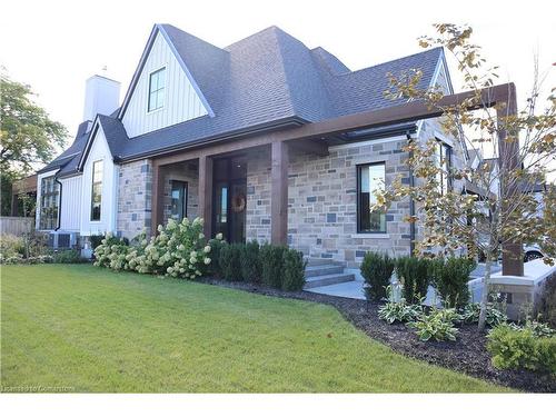 110 Millpond Road, Niagara-On-The-Lake, ON - Outdoor With Facade