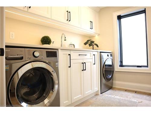 110 Millpond Road, Niagara-On-The-Lake, ON - Indoor Photo Showing Laundry Room