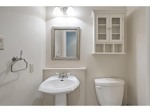 225 Wilton Street, Burlington, ON - Indoor Photo Showing Bathroom