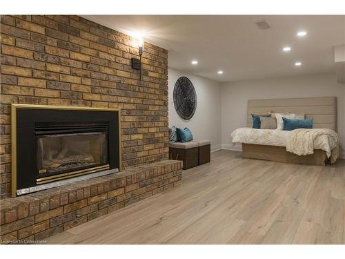 564 Aberdeen Avenue, Hamilton, ON - Indoor Photo Showing Living Room With Fireplace