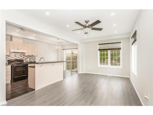 83 Bankfield Crescent, Stoney Creek, ON - Indoor Photo Showing Kitchen