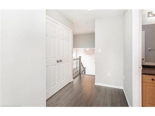 83 Bankfield Crescent, Stoney Creek, ON - Indoor Photo Showing Other Room