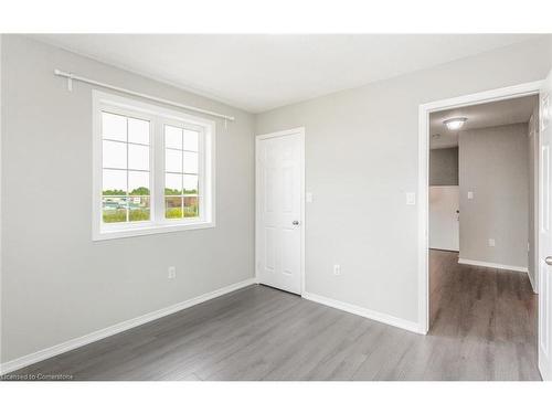 83 Bankfield Crescent, Stoney Creek, ON - Indoor Photo Showing Other Room