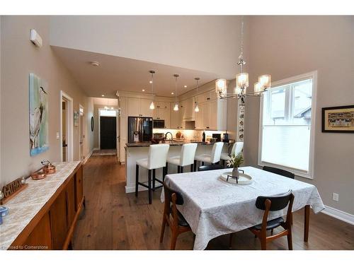 5-3300 Culp Road, Vineland Station, ON - Indoor Photo Showing Dining Room