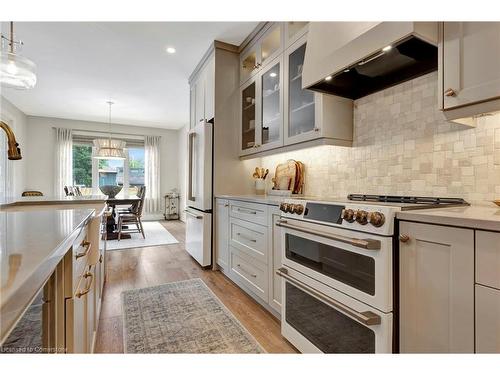 7 East Street, Port Dover, ON - Indoor Photo Showing Kitchen With Upgraded Kitchen