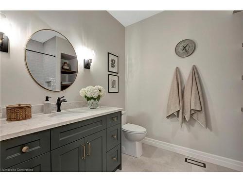 7 East Street, Port Dover, ON - Indoor Photo Showing Bathroom