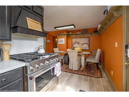 44 Sims Lock Road, Caledonia, ON - Indoor Photo Showing Kitchen