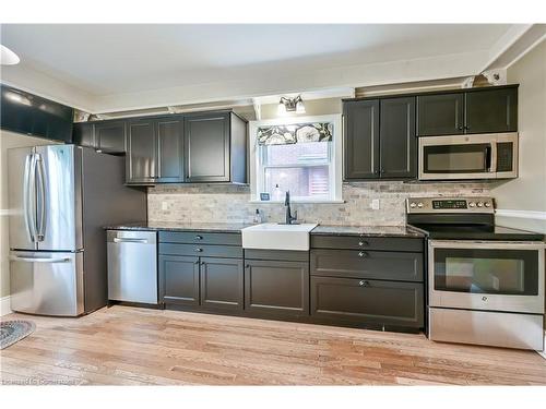 2114 Caroline Street, Burlington, ON - Indoor Photo Showing Kitchen