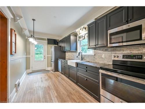 2114 Caroline Street, Burlington, ON - Indoor Photo Showing Kitchen