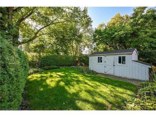 2114 Caroline Street, Burlington, ON - Outdoor With Backyard