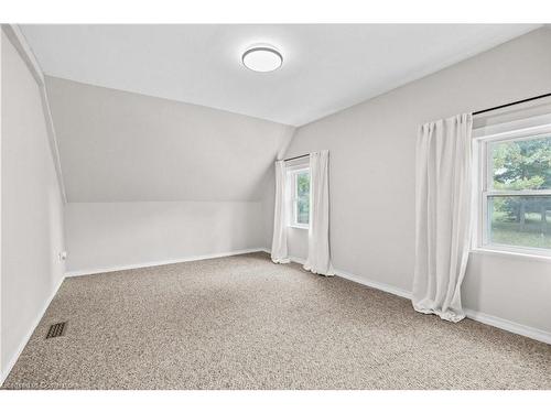 2478 St. Anns Road, St. Anns, ON - Indoor Photo Showing Other Room