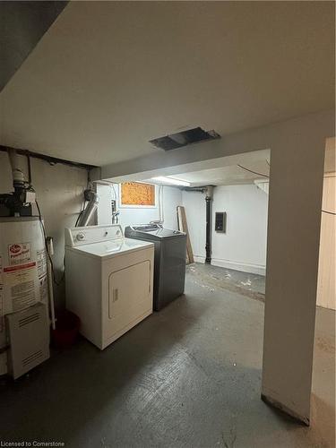 67 East Bend Avenue N, Hamilton, ON - Indoor Photo Showing Laundry Room