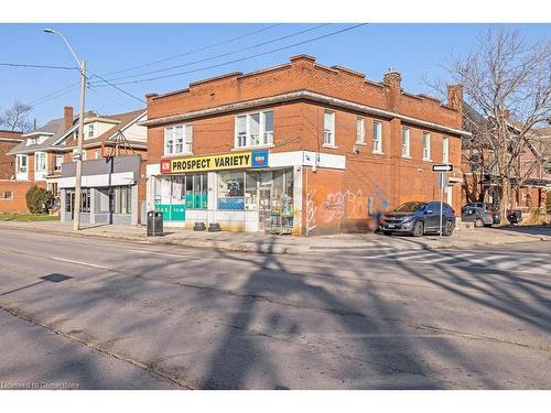 2-132 Prospect Street S, Hamilton, ON - Outdoor