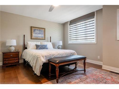 74 Willson Crossing, Fonthill, ON - Indoor Photo Showing Bedroom