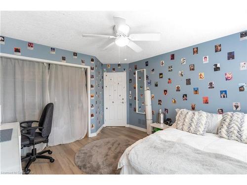 93 Bradley Avenue, Binbrook, ON - Indoor Photo Showing Bedroom