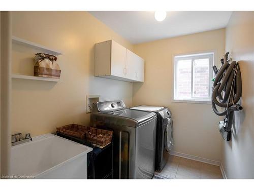 93 Bradley Avenue, Binbrook, ON - Indoor Photo Showing Laundry Room