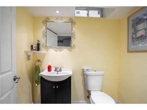 93 Bradley Avenue, Binbrook, ON - Indoor Photo Showing Bathroom